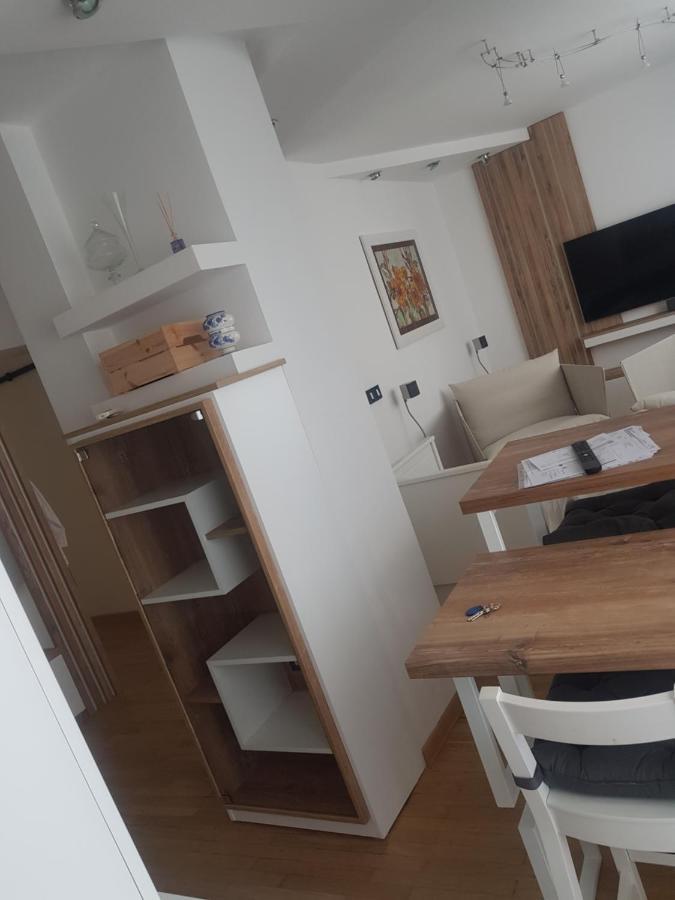 Centar Ns Appartement Novi Sad Buitenkant foto